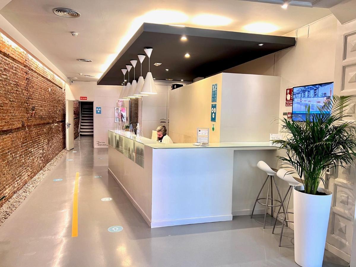 Urbansea Atocha 113 Hotel Madrid Eksteriør billede