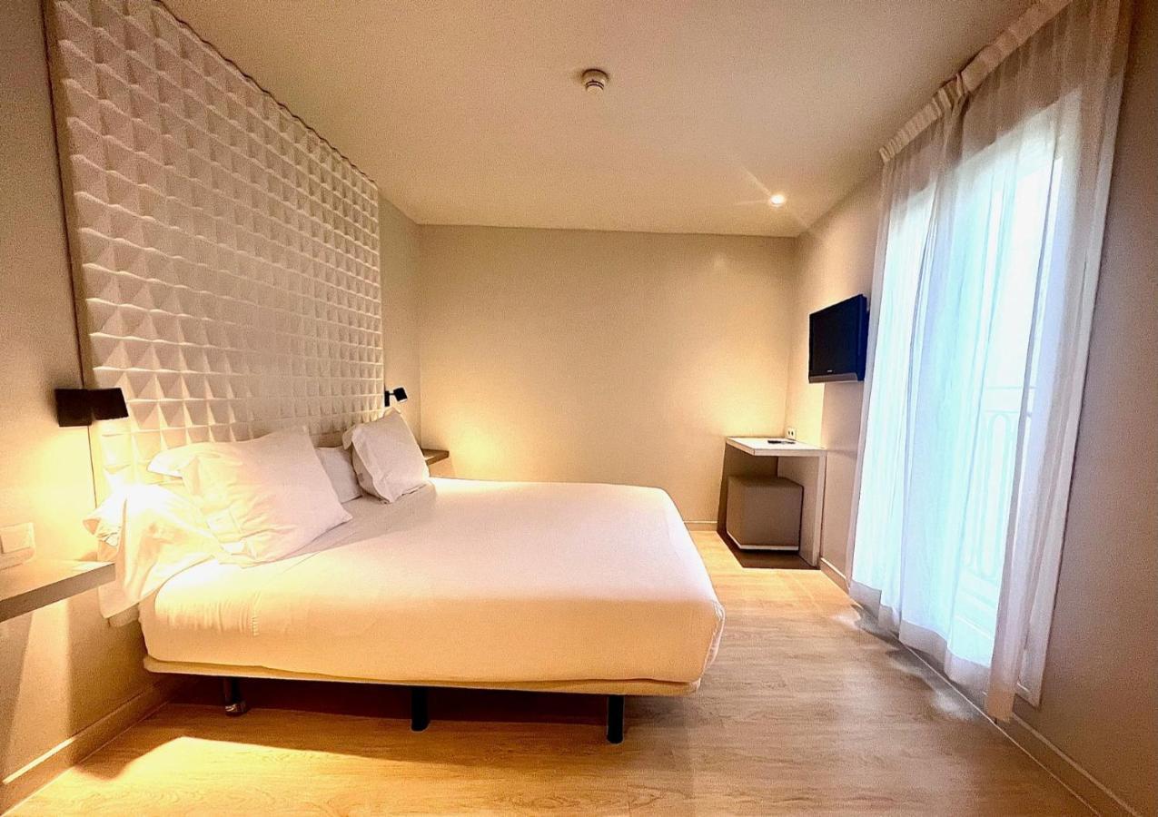 Urbansea Atocha 113 Hotel Madrid Eksteriør billede