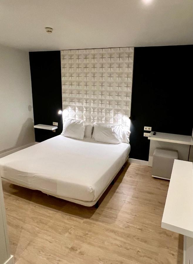 Urbansea Atocha 113 Hotel Madrid Eksteriør billede
