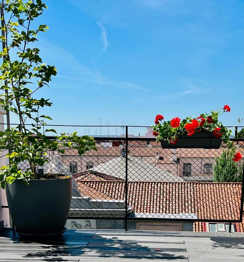 Urbansea Atocha 113 Hotel Madrid Eksteriør billede