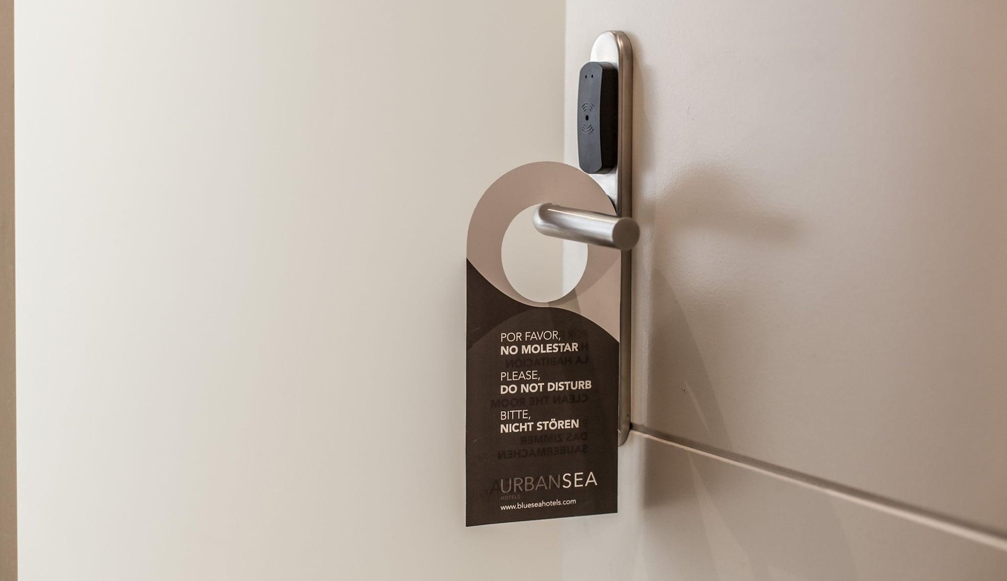 Urbansea Atocha 113 Hotel Madrid Eksteriør billede