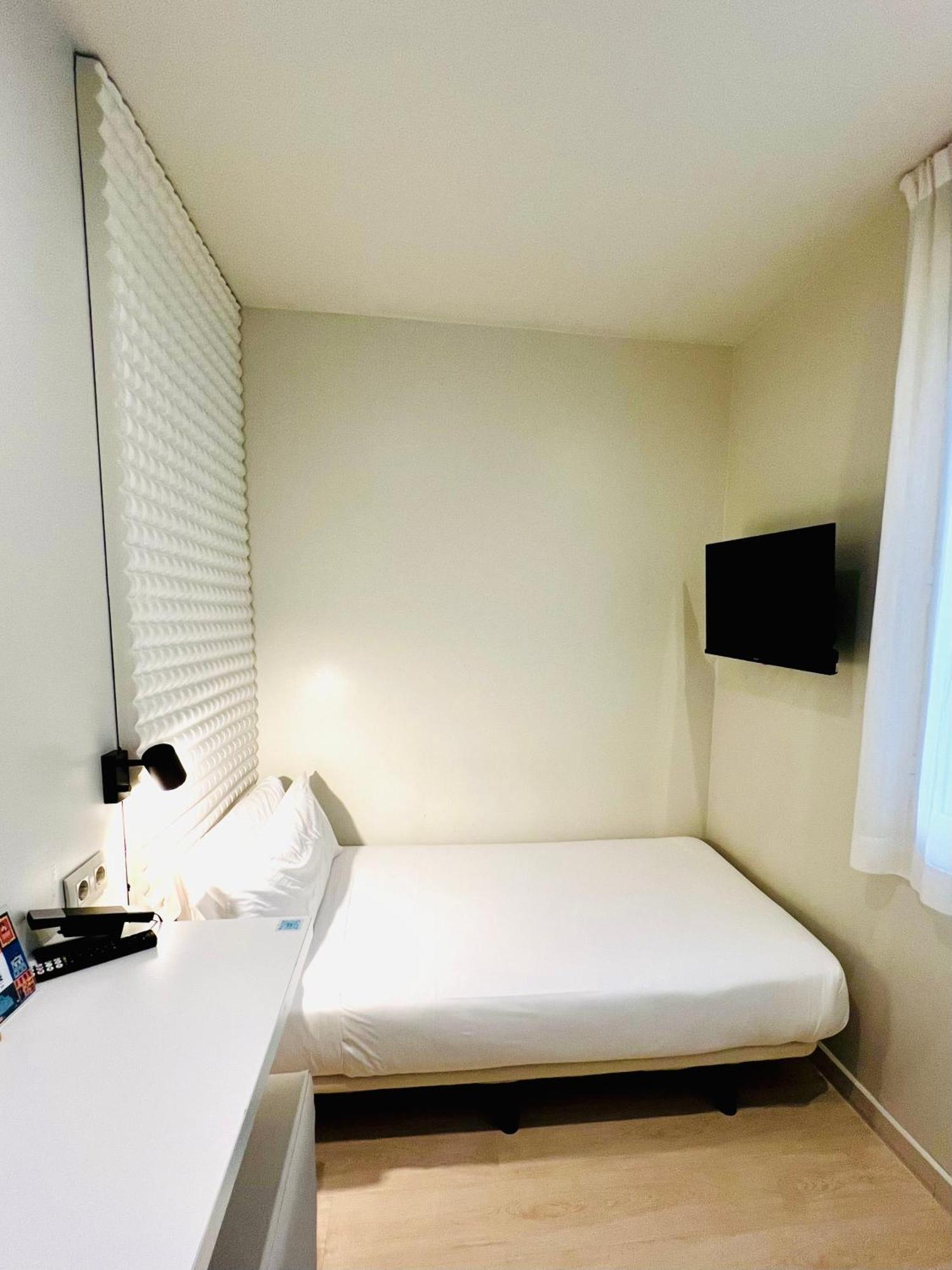 Urbansea Atocha 113 Hotel Madrid Eksteriør billede