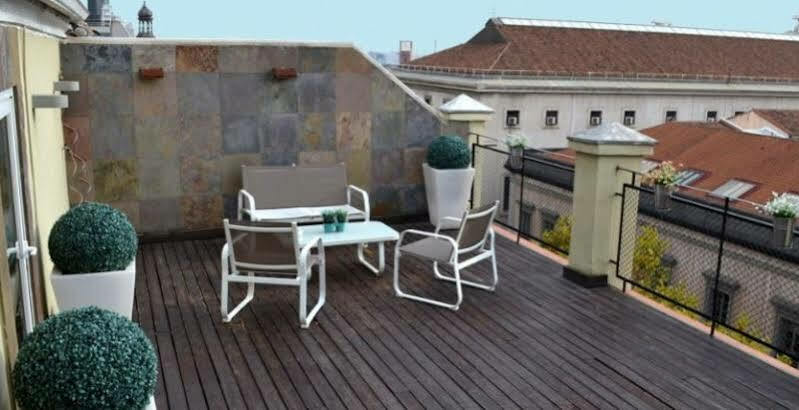 Urbansea Atocha 113 Hotel Madrid Eksteriør billede