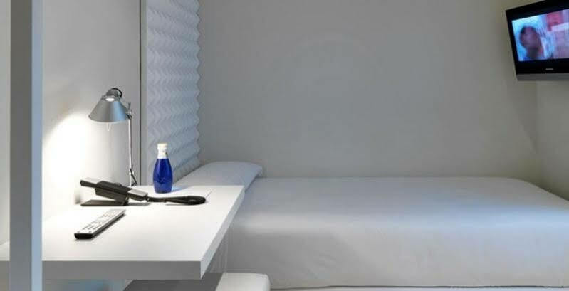 Urbansea Atocha 113 Hotel Madrid Eksteriør billede